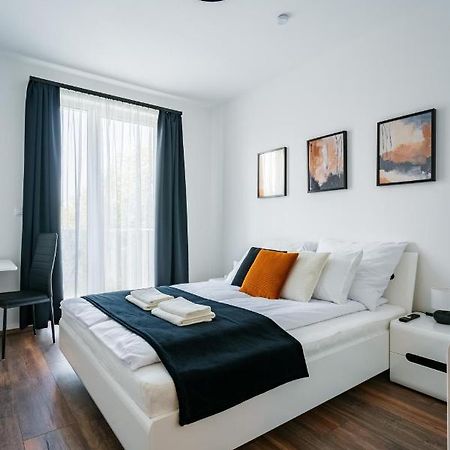 Fox Premium Apartment & Free Private Parking Budapeste Exterior foto