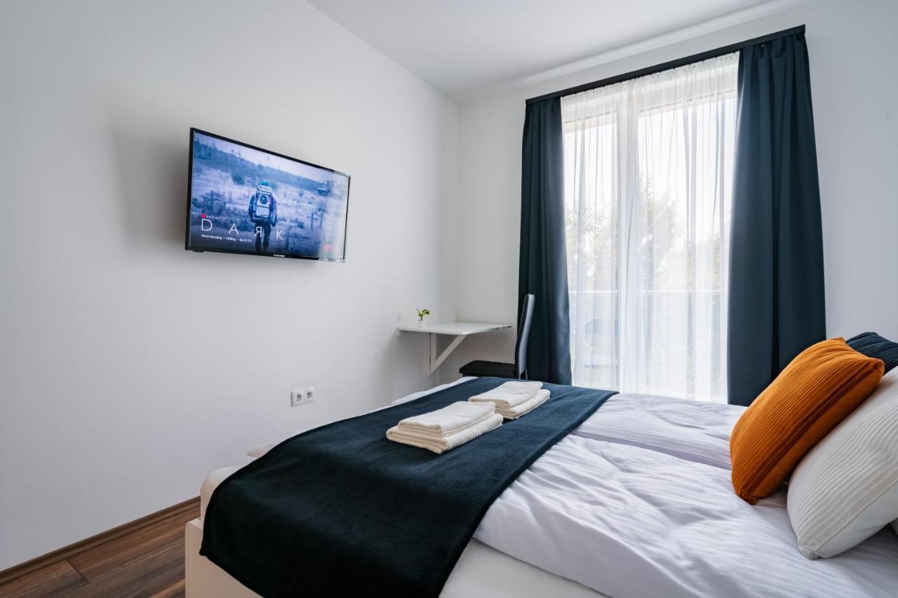 Fox Premium Apartment & Free Private Parking Budapeste Exterior foto